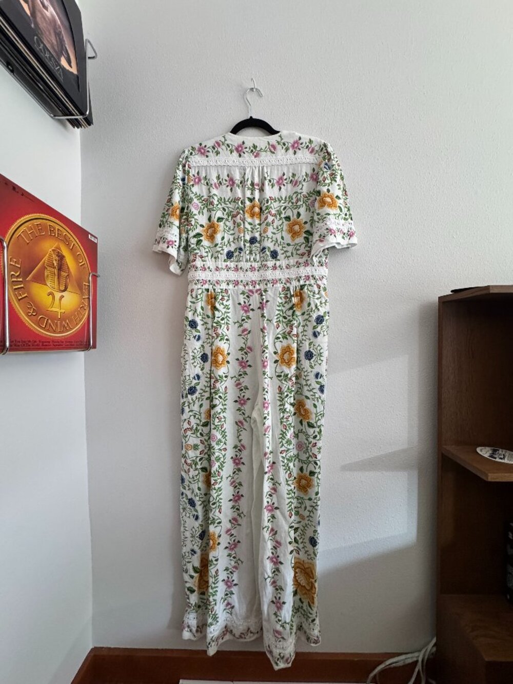 FARM Rio Off-white Folk Floral Lenzing Ecovero Euroflax Jumpsuit - Picture 5 of 5